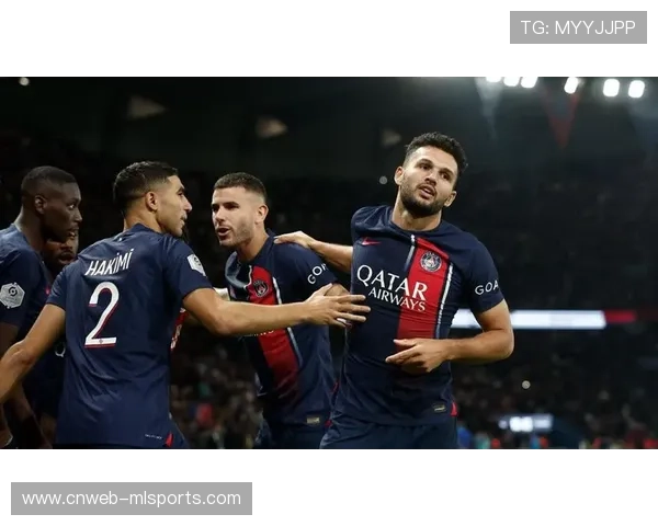 巴萨1-2不敌巴黎圣日耳曼 新赛季首度尝败绩遭遇尴尬失利